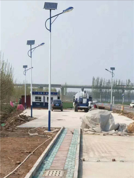 太阳能路灯