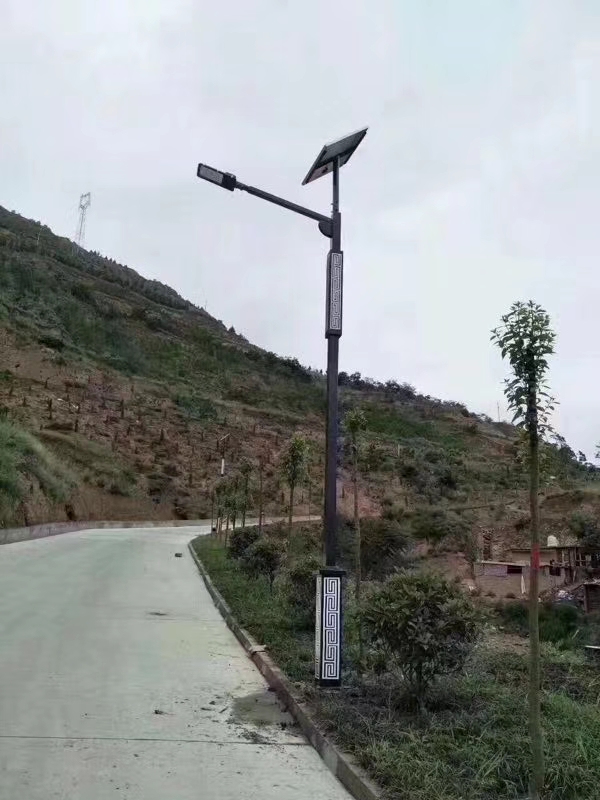 太阳能的路灯可不可以接220的照明电